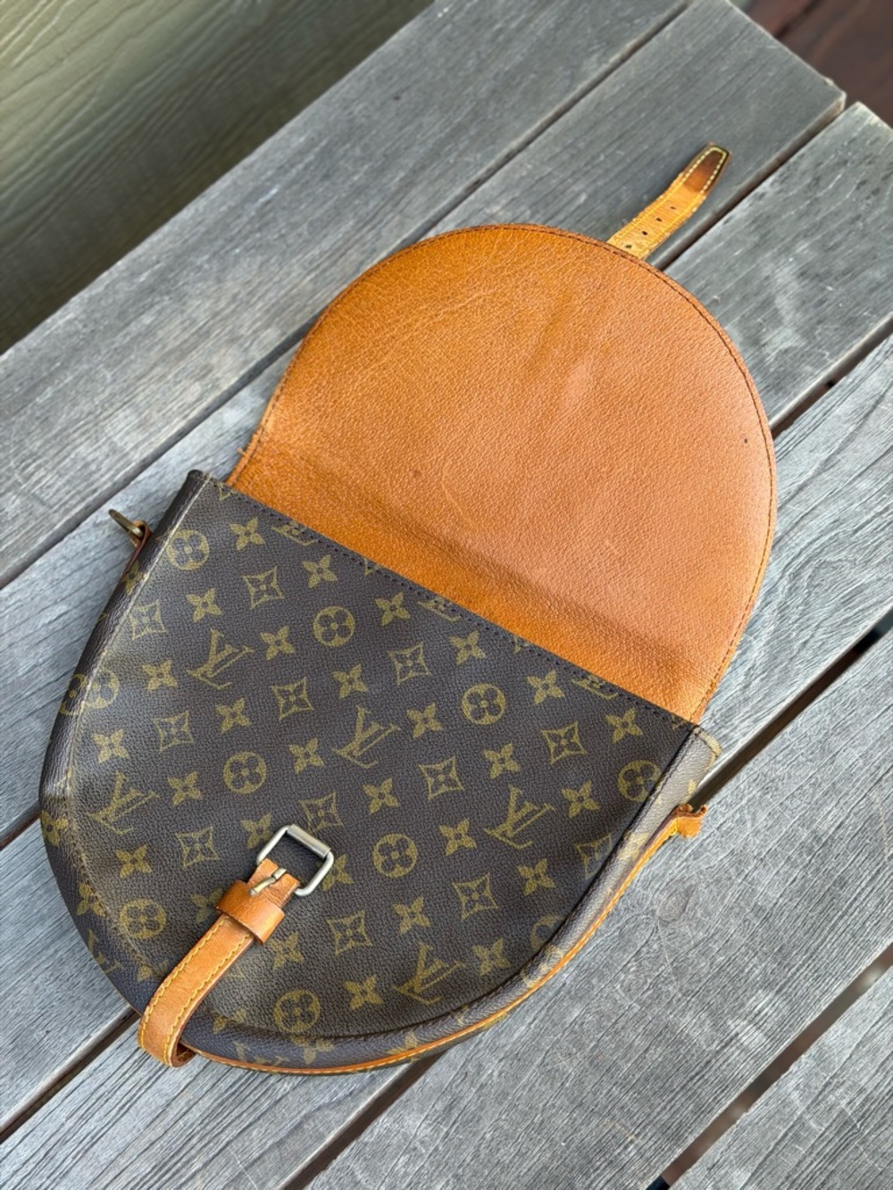 Louis Vuitton Monogram Canvas Crossbody Saddle Bag with Tan Trim - Picture 5 of 9